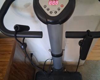 ***Available For Pre Sale*** Like New Vibration Plate  $75