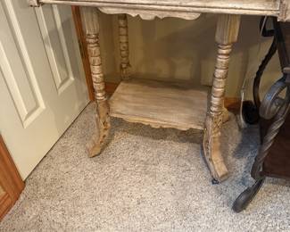 ANTIQUE PARLOR TABLE WITH DISTRESSED PAINT