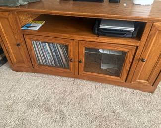 SOLID OAK TV STAND/CONSOLE WITH STORAGE