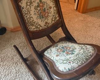 FOLDING ROCKER