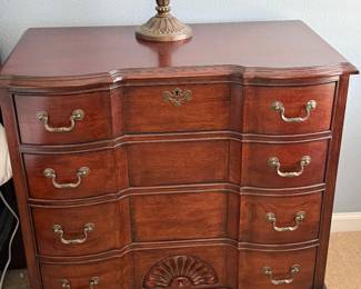 2  night stand of 5 pieces Haverty sold all together
