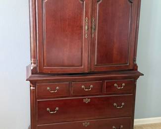 3 of 5 peices Haverty sold all together 