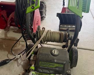 GREENWORKS 2000 PSI ELECTRIC PRESSURE WASHER