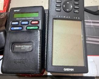BEECHCRAFT BONANZA S25 ELCTRONIC CHECKLIST & GARMIN GPSMAP195 FROM THE 90'S