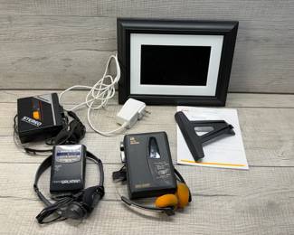SONY WALKMAN PERSONAL CASSETTE STEREO KODAK FRAME