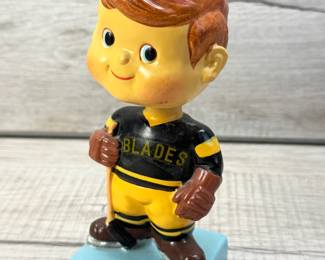 VINTAGE LA BLADES WHL HOCKEY BOBBLE HEAD JAPAN