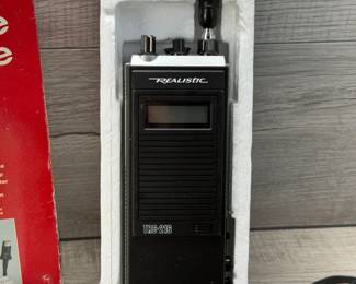 VINTAGE REALISTIC WALKIE TALKIE 