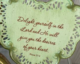 CHRISTIAN DECOR