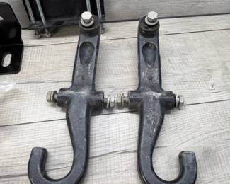 TOWING EQUIPMENT PARTS & HARDWARE