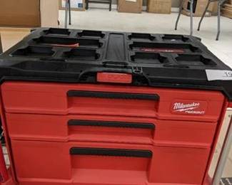 Milwaukee PACKOUT 22 in. Modular 3-Drawer Multi Drawer Tool Box