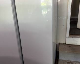 refrigerator