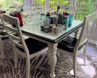 same chairs with table