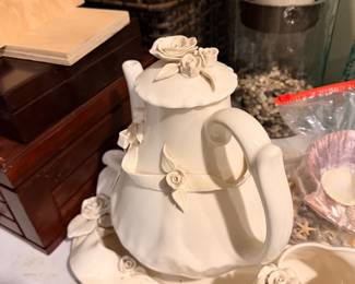 White ceramic teapot style decorative piece