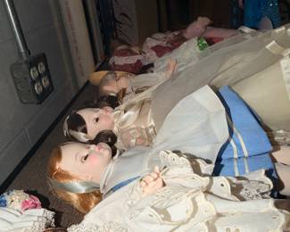 Madame Alexander dolls, Cabbage Patch style dolls and plush toys