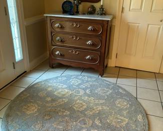 Round foyer rug