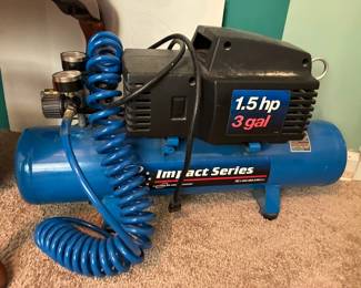 Devilbiss Air Power Company Impact Series 1.5 HP 3-gallon portable air compressor
