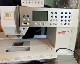 Bernina Aurora 430