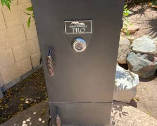 Masterbuilt Pro Smoker