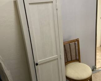 Standing Cabinet Chair