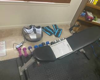 Adjustable Workout Bench, Hand weights And Foot Massage