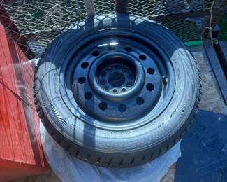 Set of 4 new tires