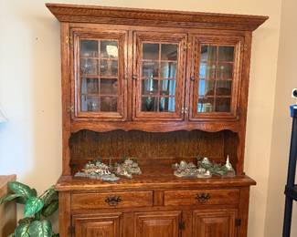 China Cabinet, Plants