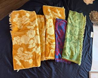 Vtg Dish Towels