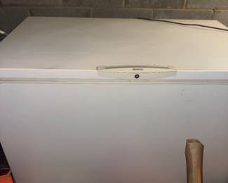 Deep freezer