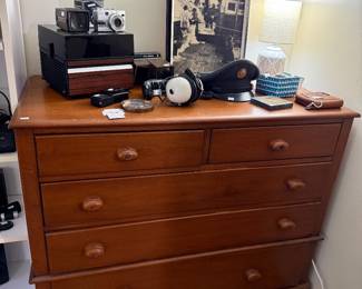 Dresser 