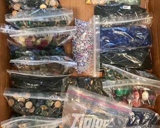 Loose vintage rhinestones