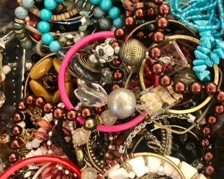 one dollar jewelry