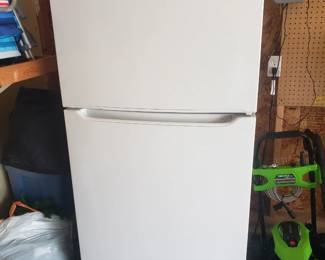 Outdoor refrigerator and freezer- Frigidaire
