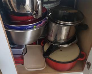 Misc pots and pans