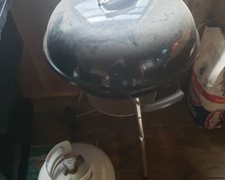 Charcoal grill
