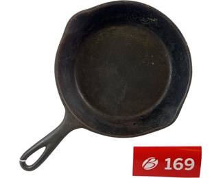 #5 On Handle 2 Pour Cast Iron Skillet *NS