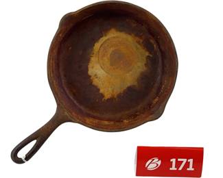#5 Heat Ring 2 Pour AH On Bottom Cast Iron Skillet *NS
