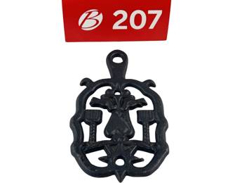 MT-5 Mini Cast Iron Trivet Dumb Dutch *S