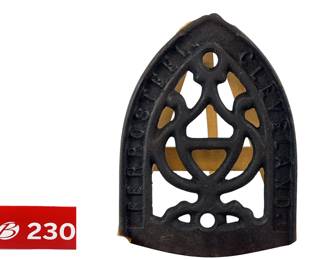 Ferrosteel Cleveland Cast Iron Iron Trivet *S