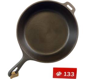 10.5" Wagner 8 On Handle Chicken Fryer *S
