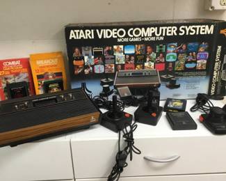 ATARI CX2600A Game System