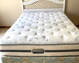 Wicker by Henry Link, Headboard, Beauty Rest Queen Mattress, Metal Frame