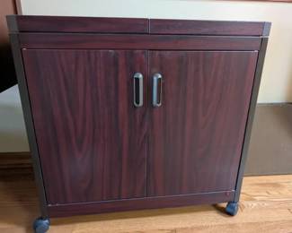 Vikron Buffet Cart with Pyrex Dishes