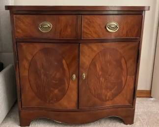 02 Broyhill 100th Anniversary Collection Night Stands