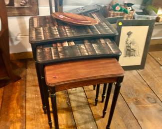 Set of 3 Nesting Tables