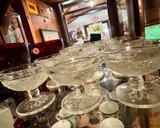 Vintage Pressed Glass Dessert / Sherbet Cups