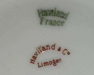 Set 12 Haviland & Co Limoges France Dessert Plates With Gold Accents Lot #: 31
