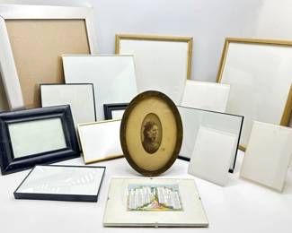 15 Picture Frames, Many Vintage Lot #: 123
