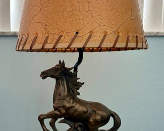 Horse lamp