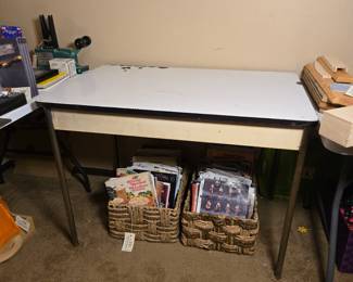Porcelain Enamel Top Table