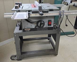 26.1.RYOBO BT3000 table saw on stand